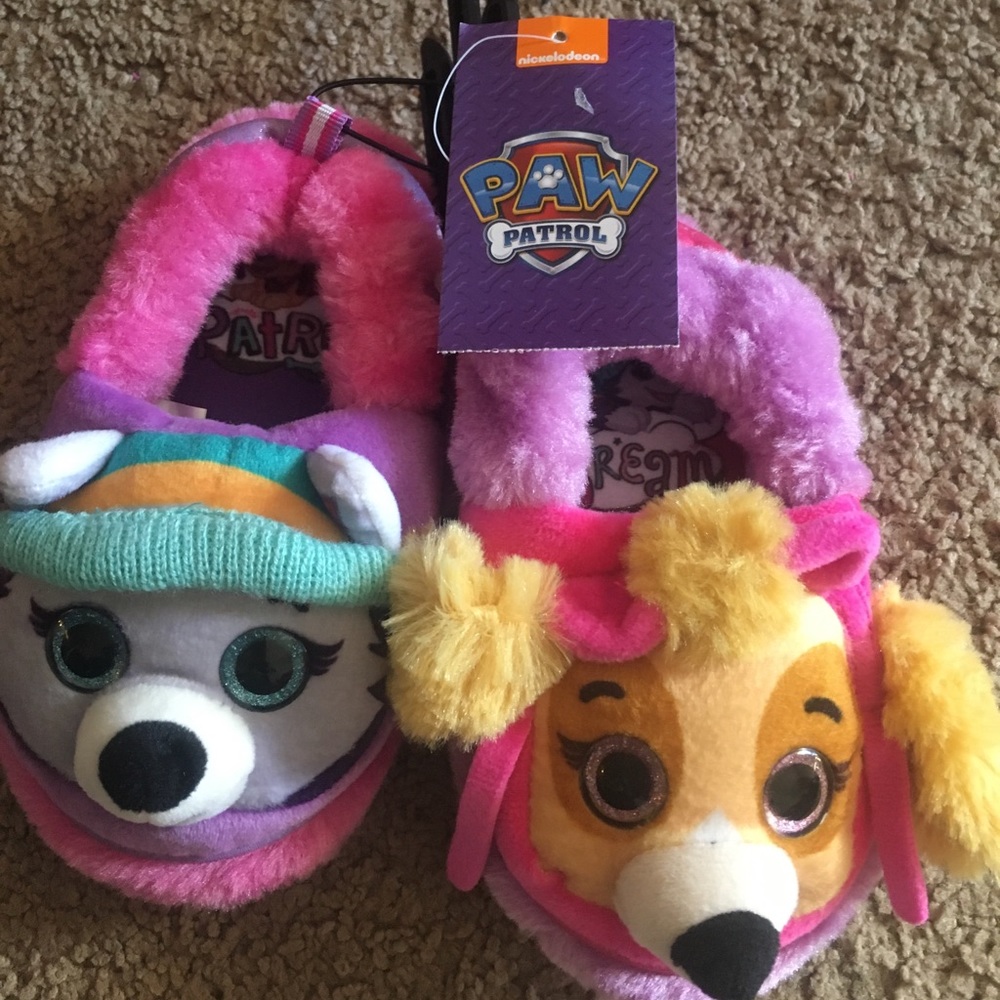 PawPatrol slippers- New with tags size 9/10